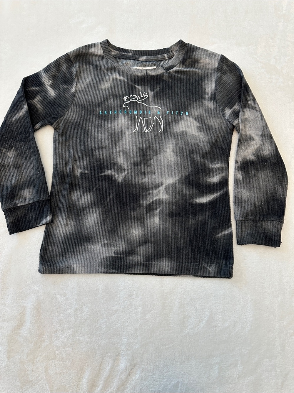 Abercrombie & Fitch Black and Gray Tie-Dye Long-Sleeve Tee
